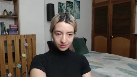 alicee_logan_ online show from 04-30-26, 02:07