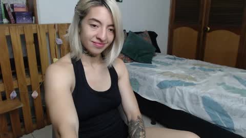 alicee_logan_ online show from 05-09-26, 01:00
