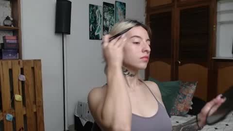 alicee_logan_ online show from 06-03-26, 01:08