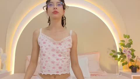 alice online show from 11-18-25, 06:23