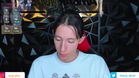 Snapshot of alicee_salvatore chatting on 10-20-25, 09:21 Alice Salvatore online show from 10-20-25, 09:21