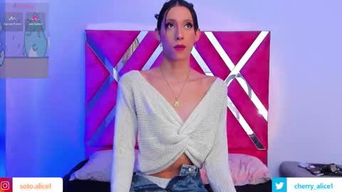 Alice Salvatore online show from 12-21-25, 02:08