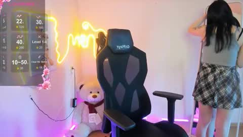 Snapshot of aliceeinwonderlanddd chatting on 02-22-26, 02:34 Alice online show from 02-22-26, 02:34