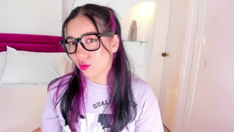 Alice  online show from 02-08-25, 04:14