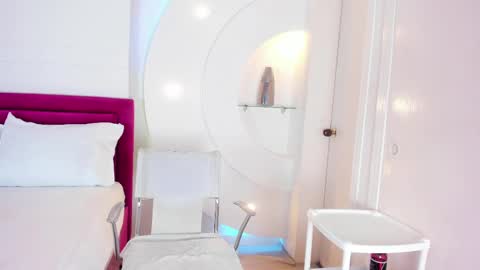 Alice  online show from 02-11-25, 04:11