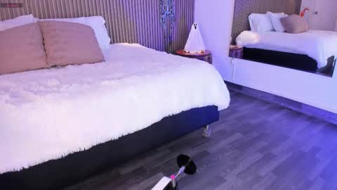 Alice  online show from 10-29-25, 04:15