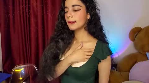 Alicekingdom online show from 03-06-26, 11:34