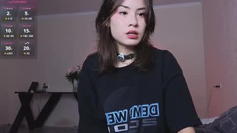 Snapshot of alicekit chatting on 06-02-26, 10:01 Alice vacation online show from 06-02-26, 10:01