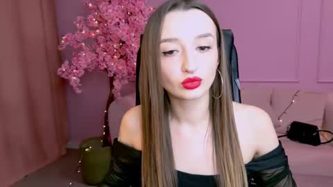 Alice online show from 09-19-25, 01:12