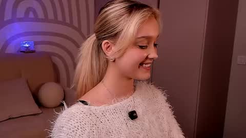 Serena online show from 04-17-26, 02:42