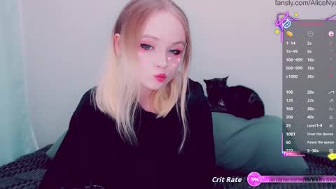 Alice online show from 09-15-25, 04:45