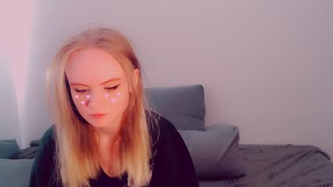 Snapshot of alicenya chatting on 04-28-26, 05:34 Alice online show from 04-28-26, 05:34