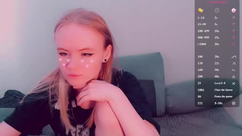 Snapshot of alicenya chatting on 05-10-26, 05:12 Alice online show from 05-10-26, 05:12