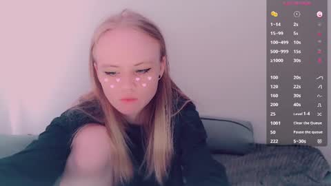 Snapshot of alicenya chatting on 06-08-26, 06:03 Alice online show from 06-08-26, 06:03
