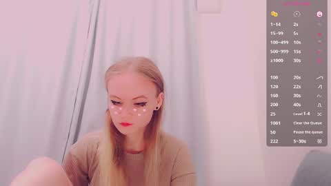 Snapshot of alicenya chatting on 07-04-26, 04:18 Alice online show from 07-04-26, 04:18