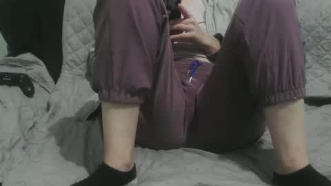 Snapshot of alicerabbithole03 chatting on 12-16-24, 01:11 Alice online show from 12-16-24, 01:11
