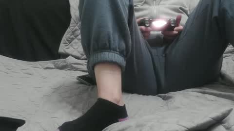 Snapshot of alicerabbithole03 chatting on 01-04-25, 12:27 Alice online show from 01-04-25, 12:27