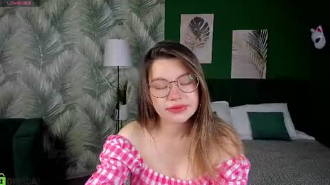 Snapshot of aliceruby1 chatting on 06-30-26, 03:07 Alice online show from 06-30-26, 03:07