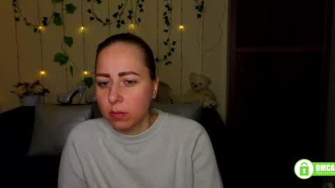 Snapshot of alicewonderkiss chatting on 03-25-26, 06:30 Alice online show from 03-25-26, 06:30