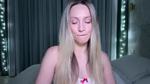 Snapshot of alicewonders_ chatting on 12-01-24, 07:25 Alice online show from 12-01-24, 07:25