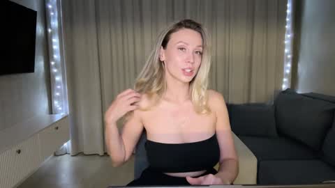 Snapshot of alicewonders_ chatting on 12-05-24, 07:38 Alice online show from 12-05-24, 07:38