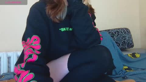 AliceWoolfy online show from 10-25-25, 11:21