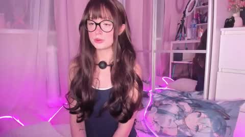 from wonderland online show from 11-21-25, 03:54