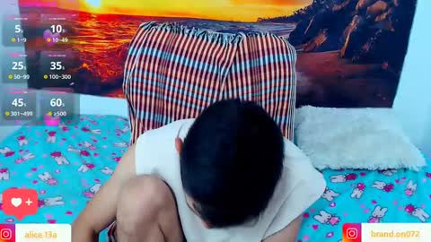 CATALINA Y ANDRES online show from 02-14-25, 08:15