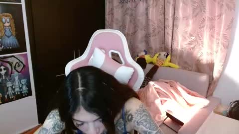 ALICIA  online show from 09-30-25, 03:00