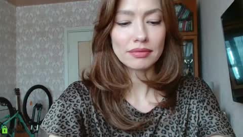 Alicia online show from 03-21-26, 08:19