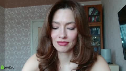 Alicia online show from 04-06-26, 04:46