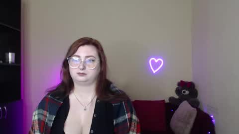 Alicia online show from 04-14-26, 06:08