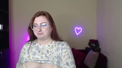 Snapshot of alicia_side_red chatting on 04-30-26, 05:58 Alicia online show from 04-30-26, 05:58