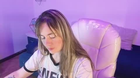 Alice  online show from 07-15-26, 01:05