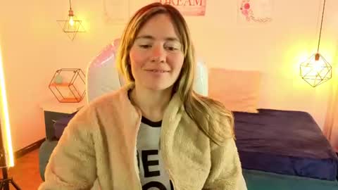 Alice  online show from 07-20-26, 02:52