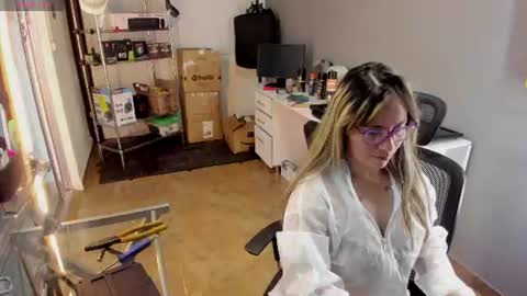 Alice  online show from 07-29-26, 01:31