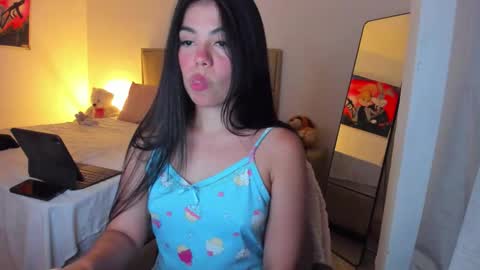 aliciabiden online show from 12-19-25, 03:35