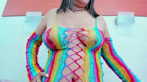 im tutti online show from 11-06-25, 02:45