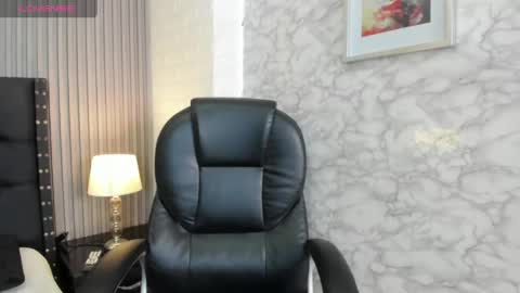 Snapshot of alicy__torres chatting on 04-22-26, 12:18 alicya online show from 04-22-26, 12:18