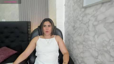 Snapshot of alicy__torres chatting on 05-11-26, 12:11 alicya online show from 05-11-26, 12:11
