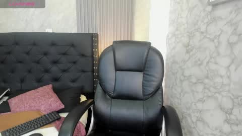 Snapshot of alicy__torres chatting on 05-12-26, 12:13 alicya online show from 05-12-26, 12:13