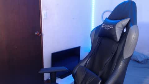 Alid 17 online show from 01-14-25, 05:19