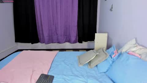 Aiko  Independent Model  online show from 04-14-26, 12:27