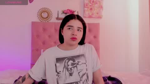 Snapshot of aliice_walker_ chatting on 12-06-24, 12:27 aliice_walker_ online show from 12-06-24, 12:27