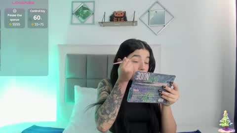 Snapshot of aliice_walker_ chatting on 01-21-25, 01:11 aliice_walker_ online show from 01-21-25, 01:11