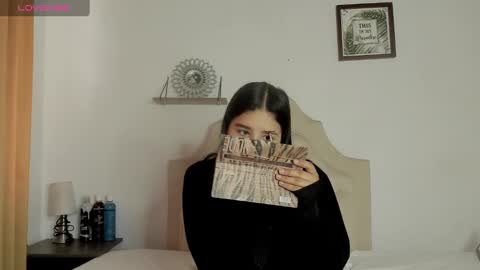 Snapshot of aliice_walker_ chatting on 01-29-25, 01:07 aliice_walker_ online show from 01-29-25, 01:07