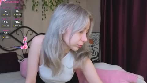 Snapshot of alikasocute chatting on 10-26-25, 03:01 alikasocute online show from 10-26-25, 03:01
