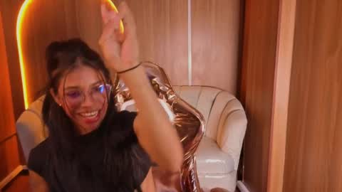 alina_b_ online show from 05-27-26, 01:57