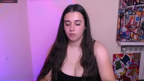 Snapshot of alinaasti_ chatting on 06-18-26, 09:14 Alina online show from 06-18-26, 09:14