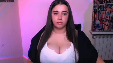 Snapshot of alinaasti_ chatting on 07-23-26, 06:55 Alina online show from 07-23-26, 06:55